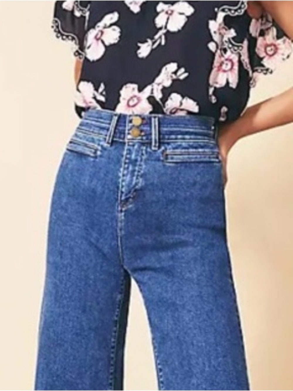 Popular “The Wide Leg “ Cropped Sailor Jeans by ANN TAYLOR. Size 12 - Picture 2 of 10